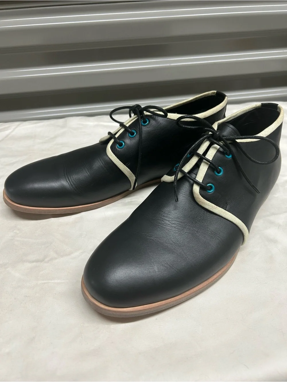 Men's Black Leather Lace-Up Dress Shoes with Cream Trim